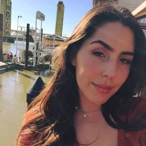 Meet your Posher, Karina